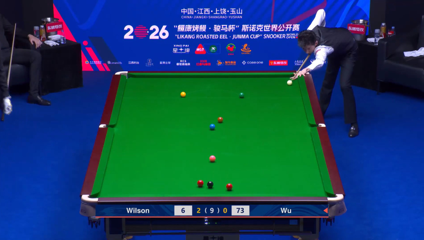 赛会十佳球！吴宜泽翻袋长台连续两杆顶级表演，秀翻全场！