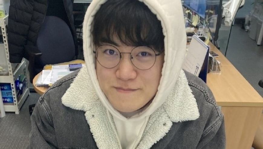 续约队内中单两年，结果吓跑两位顶尖选手，如何评价HLE今年冬转操作？