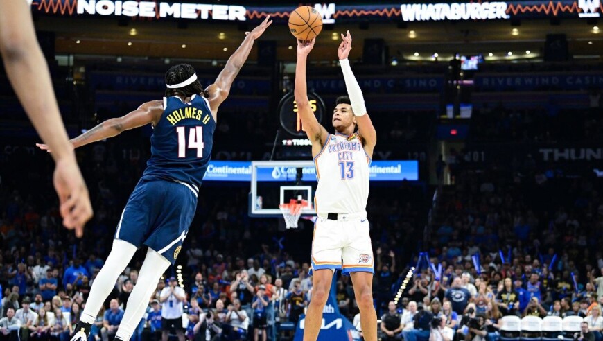 18日NBA十佳球 迪昂关键时刻三分绝杀掘金 卡斯尔天神下凡上演炸裂隔扣