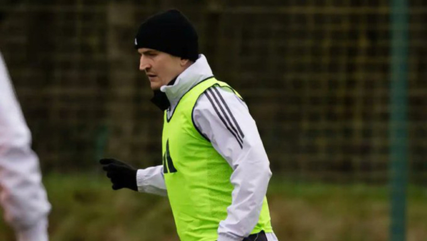 马奎尔伤情曝光卡里克如释重负！队友盼其续约，称曼联若让他走太离谱