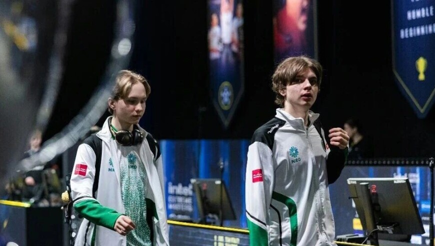 输掉5V2、5V3，猎鹰无缘克拉科夫淘汰赛！MOUZ同日两胜晋级六强