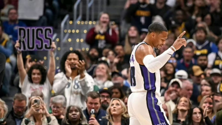 爆砍24+13+14，无缘19分大逆转！威少燃烬自己，季后赛没希望了