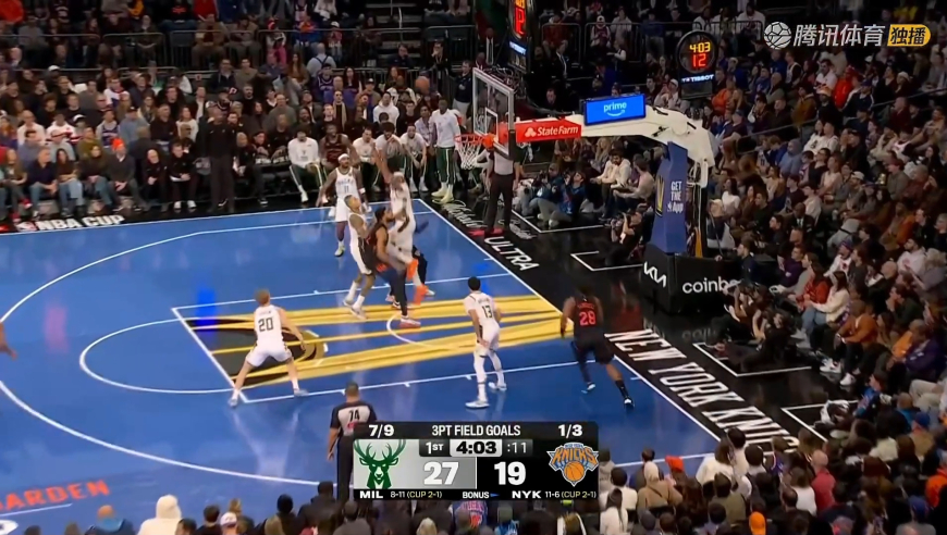 不讲理啊！罗林斯三分2连中又抢断布伦森 雄鹿再轰11-0冲击波