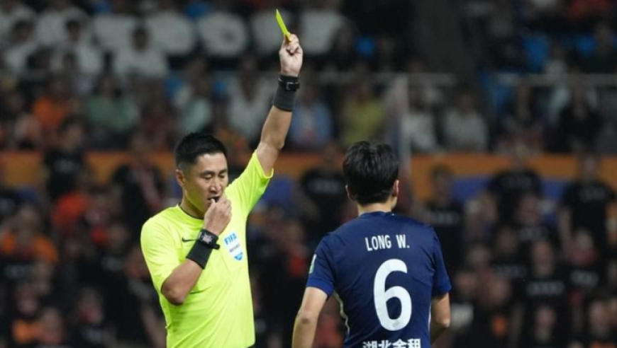 云南2-1送三镇7轮不胜：马宁取消红牌罗竞世界波恩里克丢点