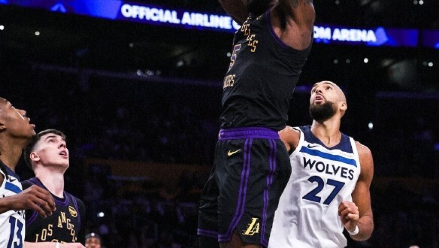 升西部第4！东契奇31+11+11，湖人120-106赛季横扫森林狼