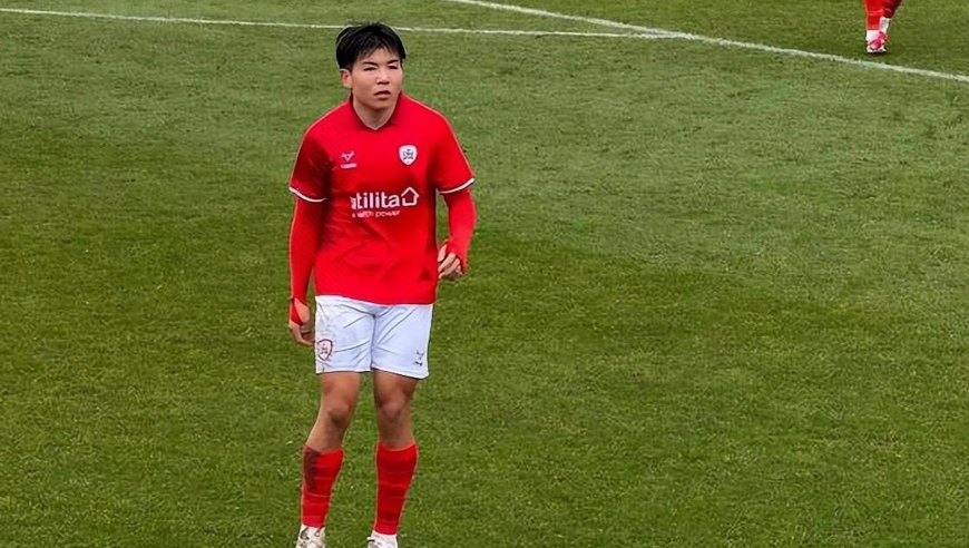 3分半钟欣赏徐彬对阵伯恩茅斯U21个人集锦：首发60分钟，多次抢断拦截表现抢眼