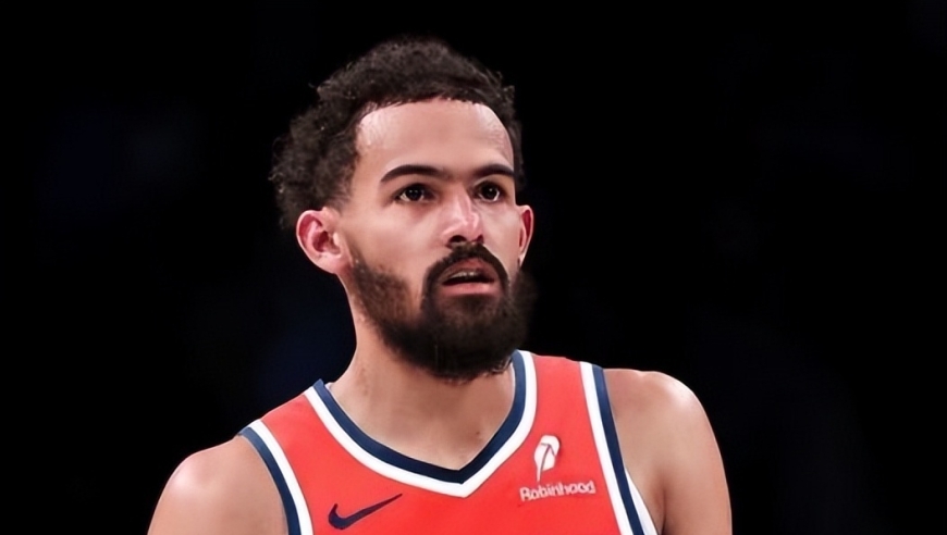 放弃湖人3000万报价，降薪加盟勇士！想成下个克莱，结果却被送走