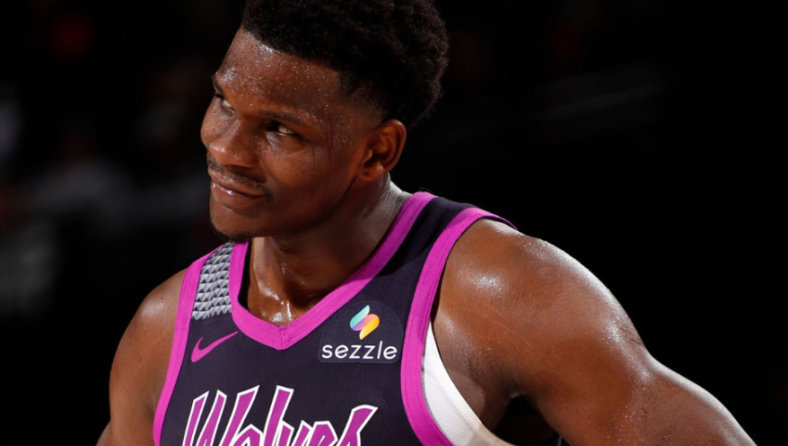 NBA官宣两张罚单：华子贝恩用力把球扔向观众席 各罚25000美元