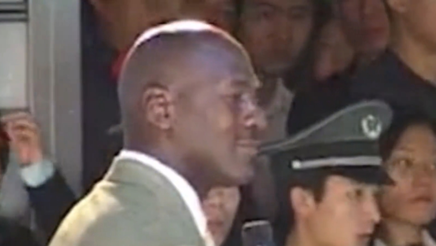 历史第一？乔丹中国行被媒体称作&ldquo;访华&rdquo; ｜篮球之神