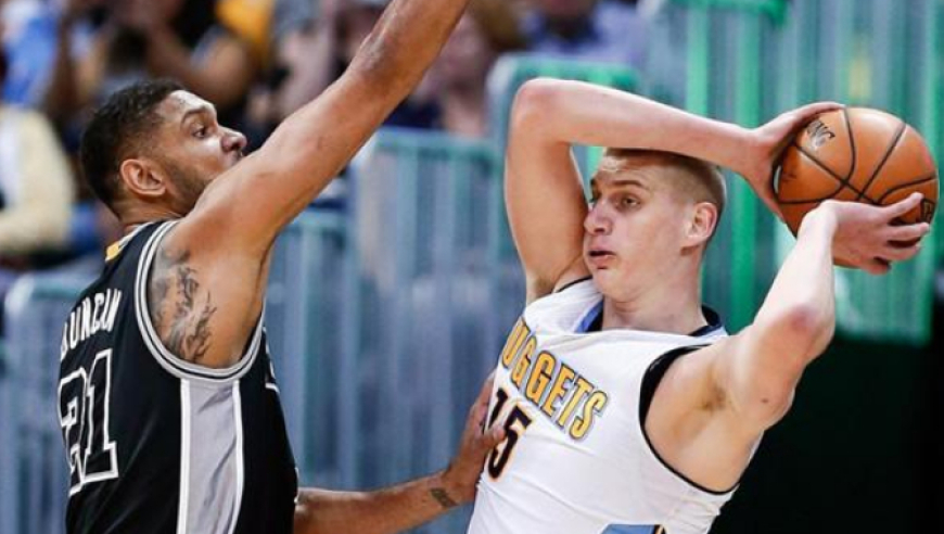 【NBA】约基奇成名之战！邓肯面前狂砍23+12，新秀赛季的约老师有多恐怖！