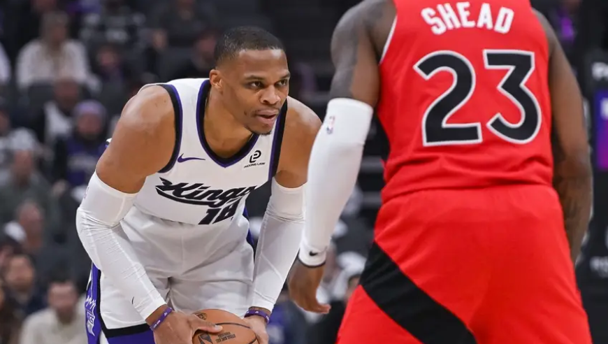 NBA最新排名！尼克斯狂胜54分创纪录，卫冕冠军大胜，快船收大礼