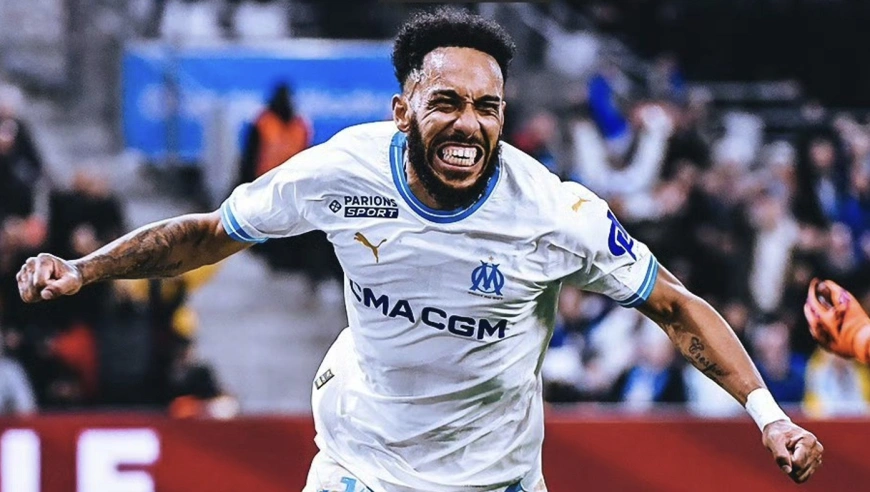 5-1！法甲榜首易主：巴黎被反超！曼联弃将12场10球，领跑射手榜