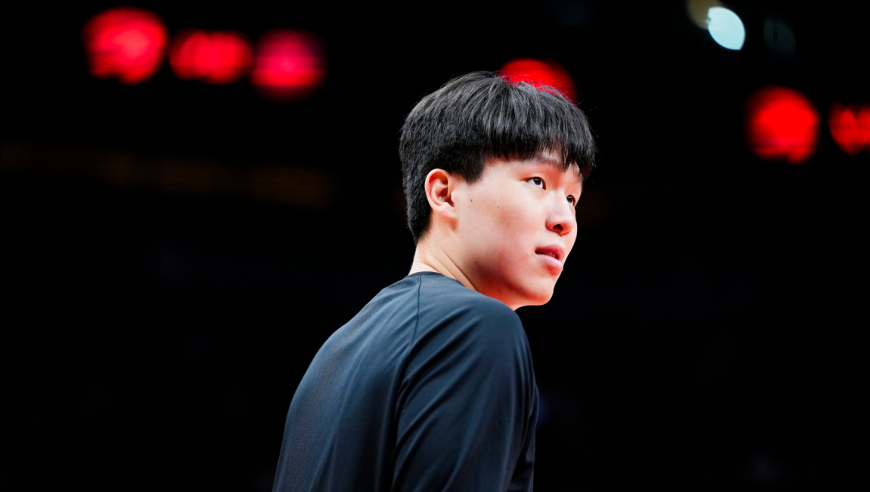 杨瀚森对阵步行者登场全收录：上场4分钟5分1板上演凶残暴扣2+1