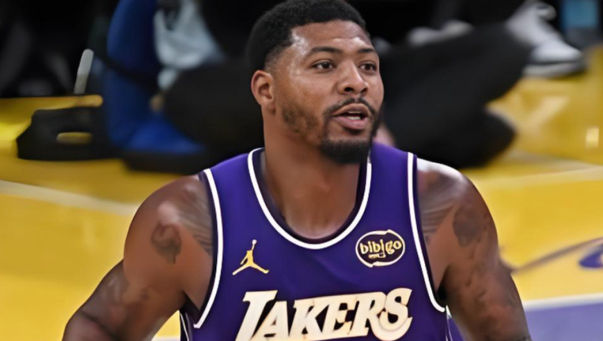 输球也有利好！湖人斯玛特vs马刺26分全过程：8记三分球火力全开