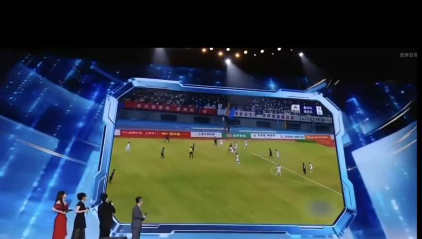 王者荣耀解说“瓶子”跨界解说苏超，网友：一股王者荣耀味儿