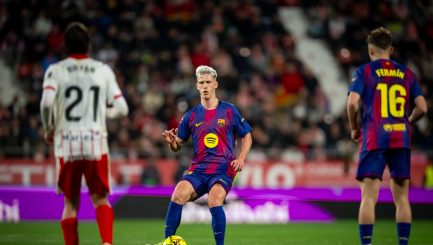 争议丢球！11.1亿卫冕冠军1-2惨遭保级队逆转+绝杀 吞连败丢榜首