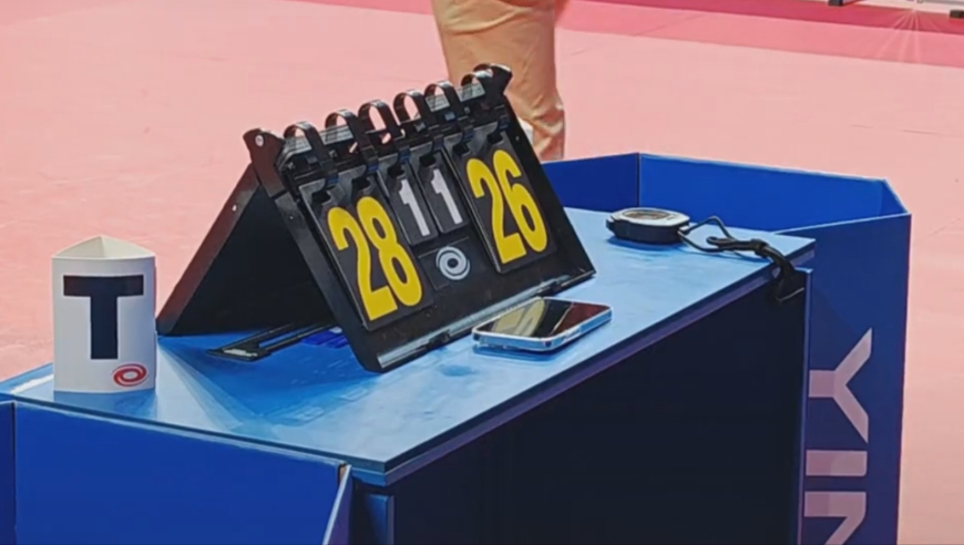 赛帧 | 乒乓赛场罕见比分！单局打出28-26，两位选手淡定下场