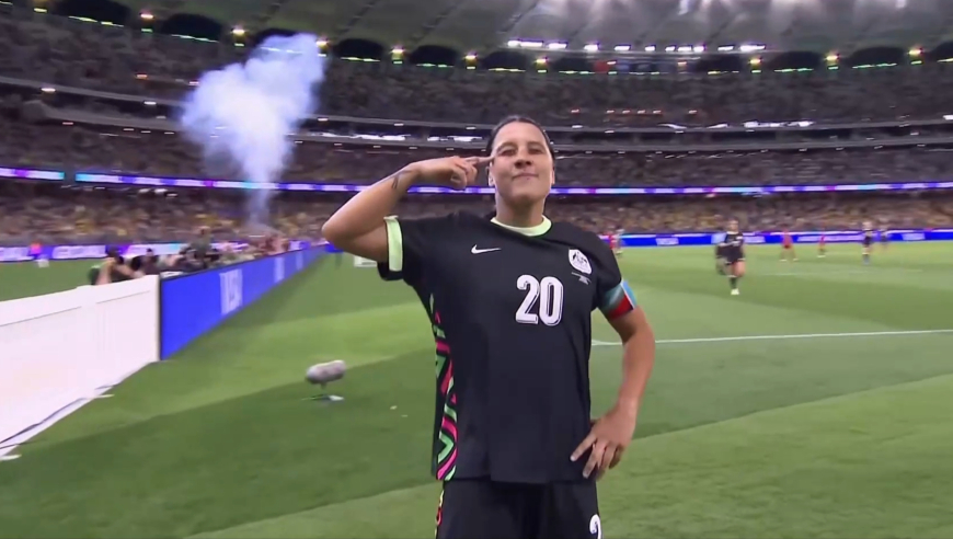 个人能力太夸张！科尔过掉门将小角度破门 澳大利亚2-1中国女足