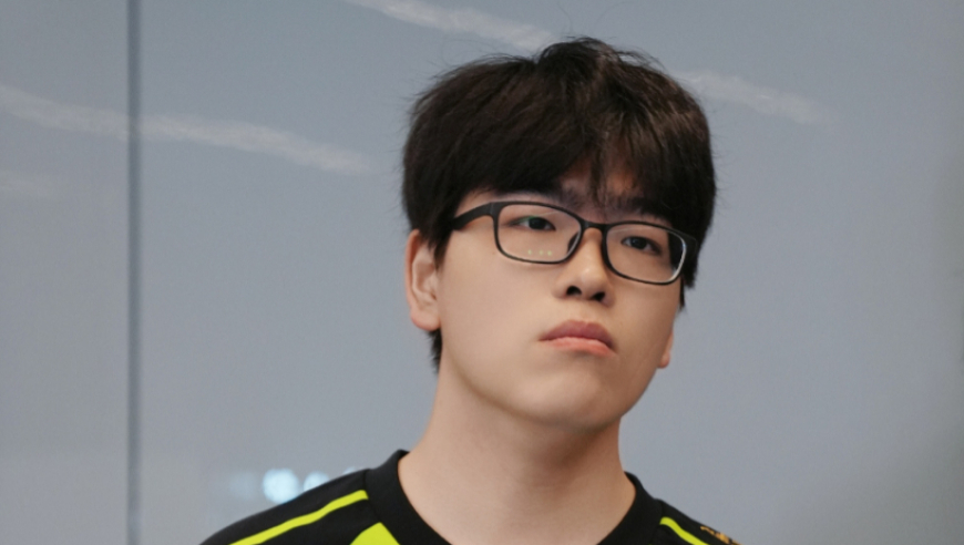 LPL最敬业的选手，比赛前出现吐血症状，比赛中拿下决胜局MVP