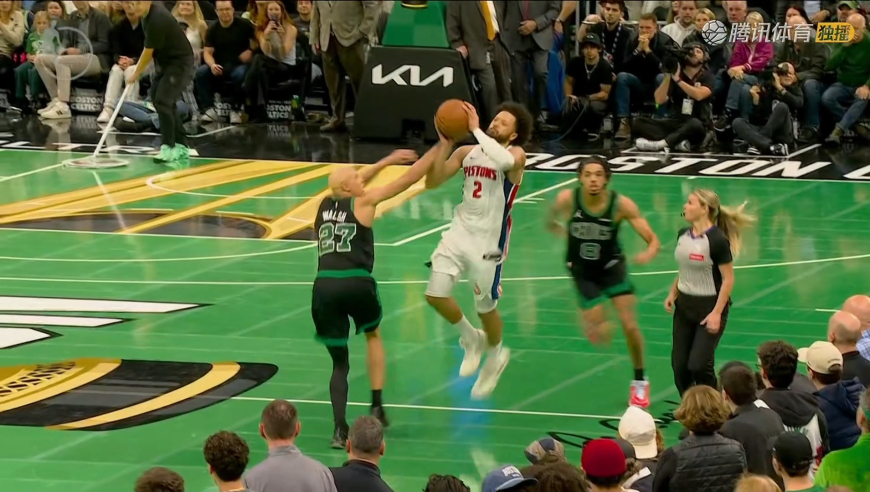 关键判罚！凯尔特人点球战术被坎宁安提前造三罚 CC获得绝平机会