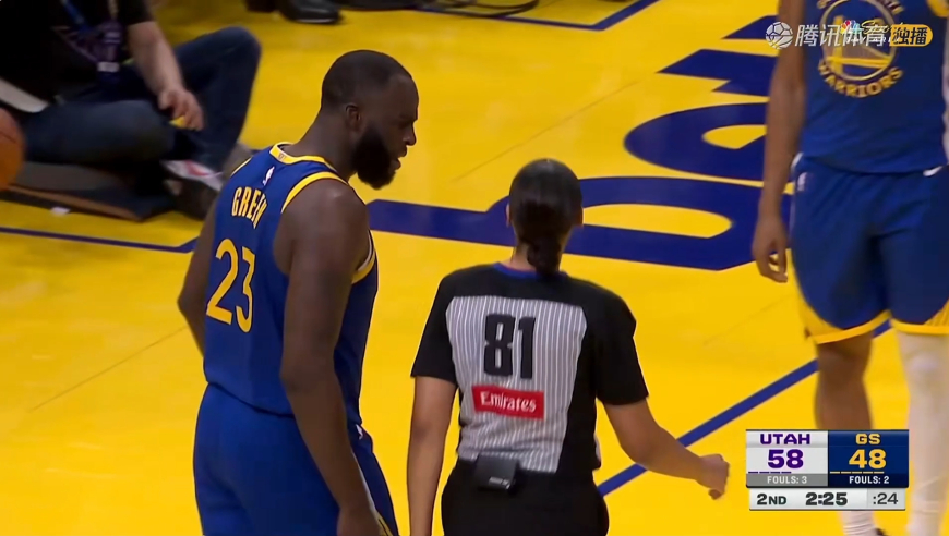 又发病了！格林不防守狂喷女裁判 连吃两T被直接驱逐解说气坏了