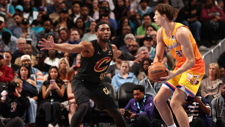 骑士黄蜂决胜时刻：哈登送失误险成罪人 米切尔4罚全中锁胜局