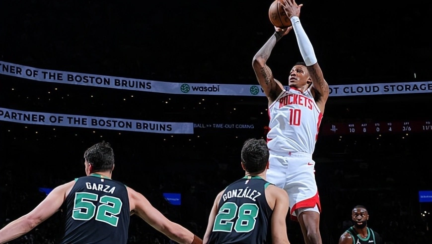 除了平庸还是平庸，火箭为什么要给一个普通3D送出这么大的合同？