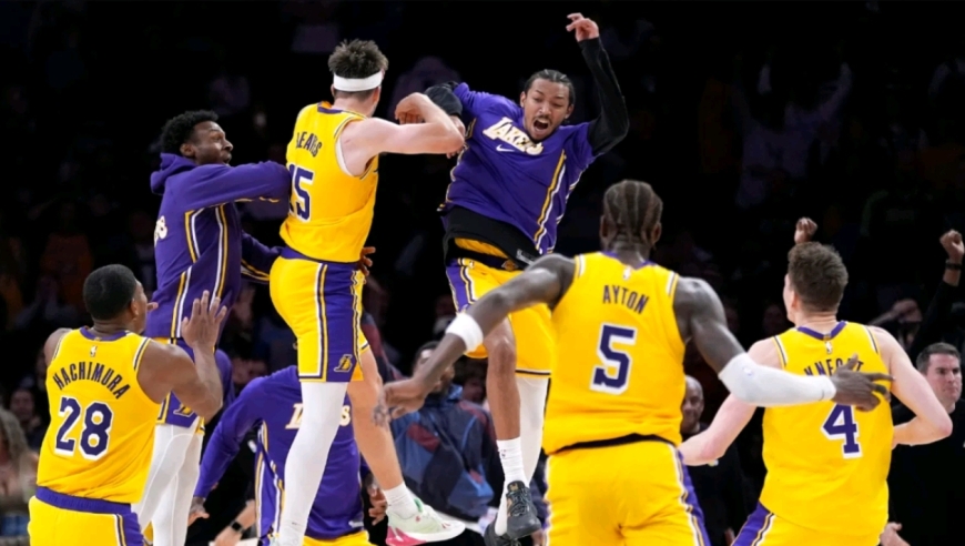 狂野西部格局巨变！无詹湖人强势崛起，快船独行侠遭遇滑铁卢，勇士高开低走