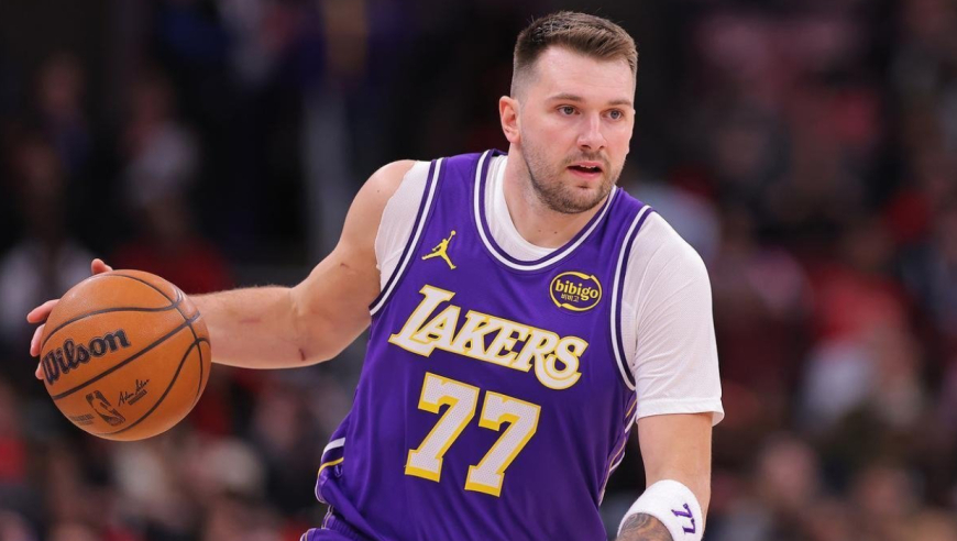 46+超级准三双！东契奇用科比最爱的方式，致敬曼巴精神 | 主打星