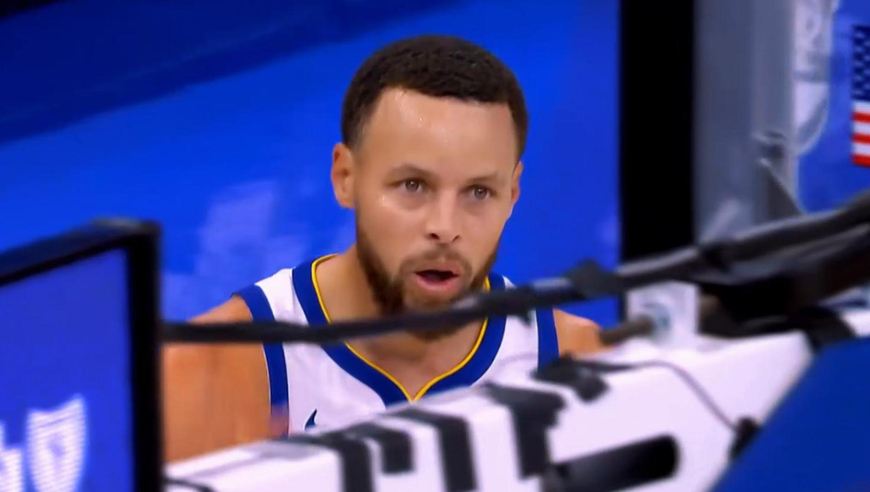 勇三疯来了！勇士第三节一分钟时间连轰9分 库里高难三分打停魔术