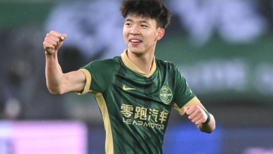 正式签约！与莱万同公司，王钰栋开启新篇章，下一站德甲？