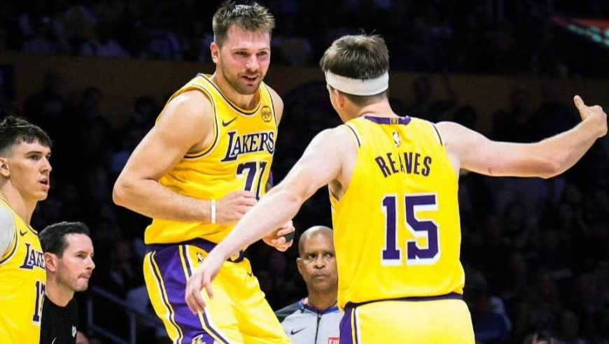 八连胜+东契奇背靠背100分，这支湖人对胜利越来越&ldquo;贪婪&rdquo;｜议起复盘