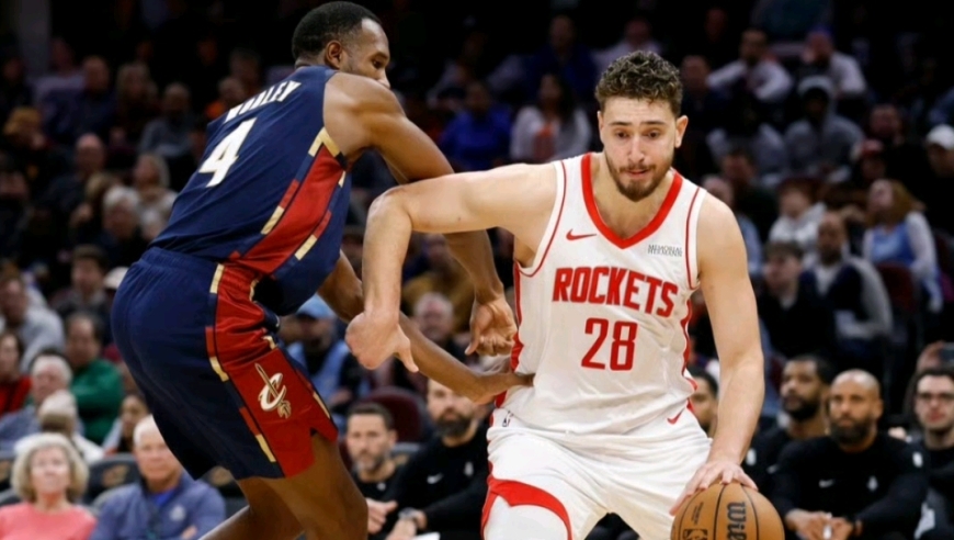 关键时刻总能把球打进！申京28+11+7摧毁骑士，莫布利被打成玩具