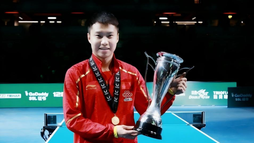 上场 | 结婚不到一年，退役不到两年，国乒世界冠军回国家队当教练