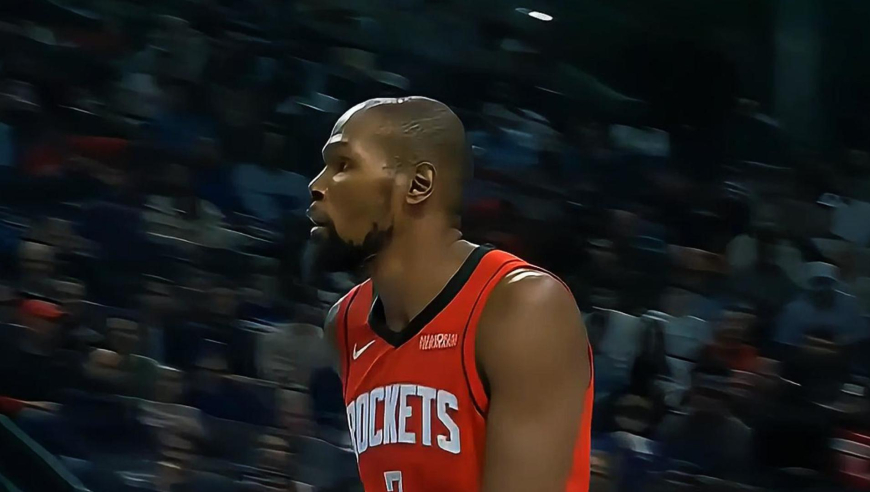 较上劲了！杜兰特连拿4分回应独行侠 弗拉格浓眉也连拿4分回应死神