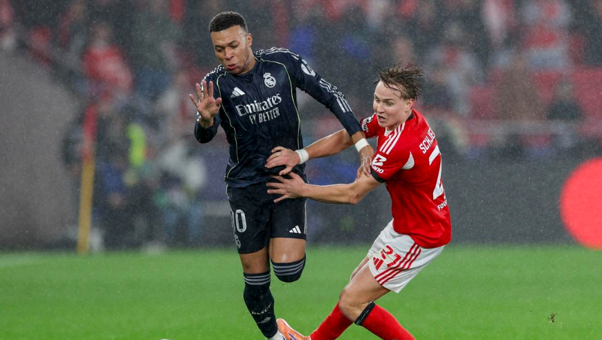 射术强到离谱！慢镜还原姆巴佩惊艳双响：对手无奈摇头没法防