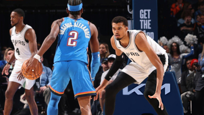 雷霆复仇马刺避免被四杀！亚历山大连续111场20+ 两次侵犯文班引争议