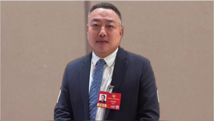 刘国梁谈体育圈追星文化：该追的不是明星，而是体育精神