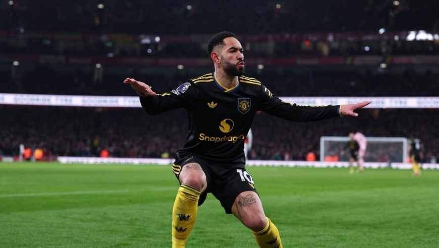 英超最新积分榜：曼联2连胜重返前4，卡里克或提前转正，红军掉队