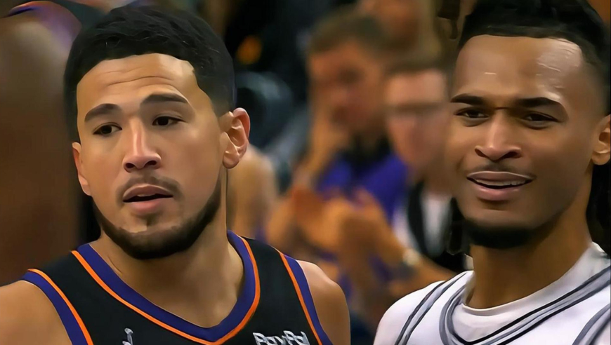 真的离谱！布克末节一次进攻回合连造马刺卡斯尔三次个人犯规