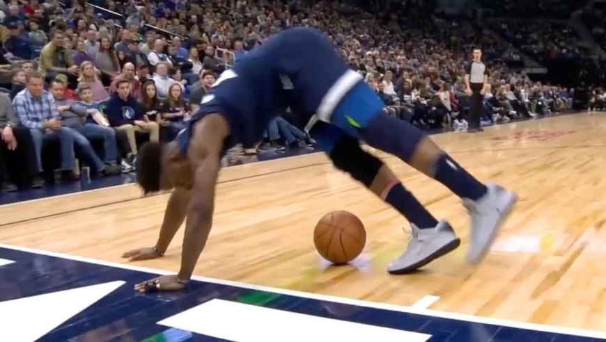 大家新年快乐，超拼超炫！NBA十大超拼超炫救球