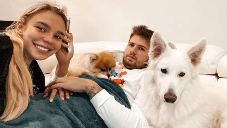 跨越山海的陪伴抵不过身份落差？东契奇令人唏嘘的爱情｜NBA人物志