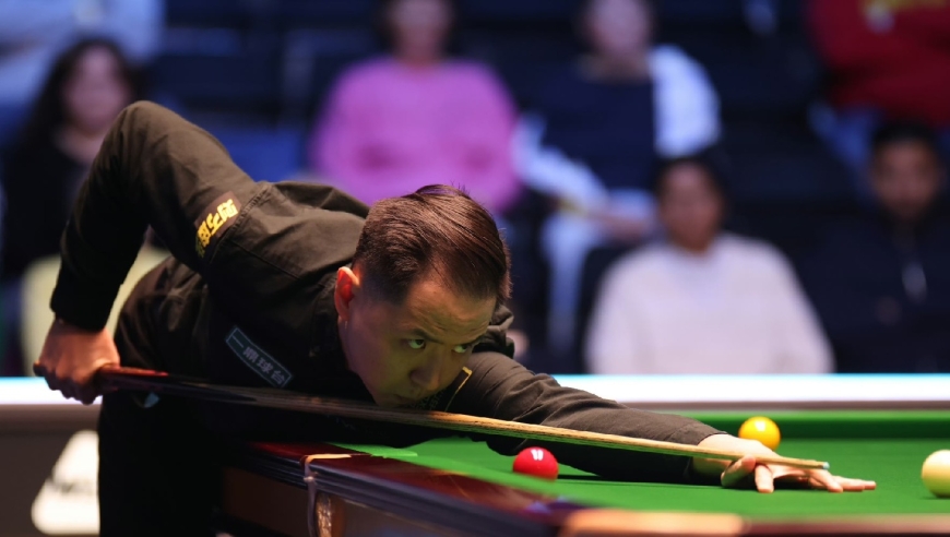 制胜局大心脏！肖国栋6-2大胜塞尔比，晋级八强会师吴宜泽！