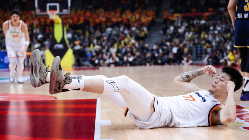 郭士强观战广东VS上海会选谁？仅1人能让他满意