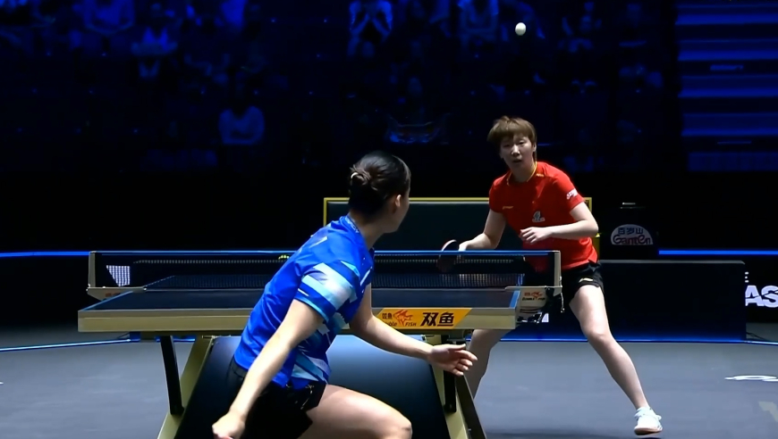 王曼昱4-0石洵瑶精彩球合集：互送极限擦边 精彩对抗解说惊呼