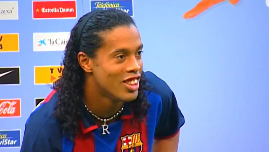 体坛记忆｜解读罗纳尔迪尼奥(三)：巴萨的初期岁月！