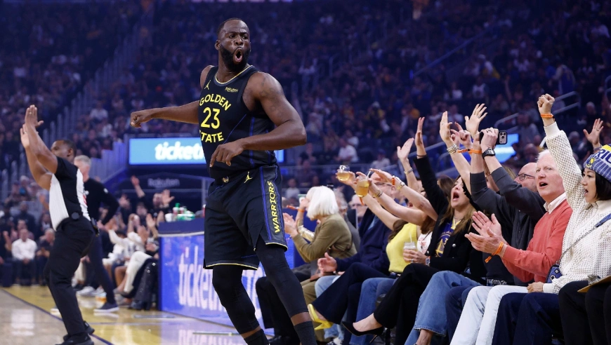 小擒拿手？波杰姆斯基挡拆被对手拉脖子 追梦要求驱逐裁判给一级恶意