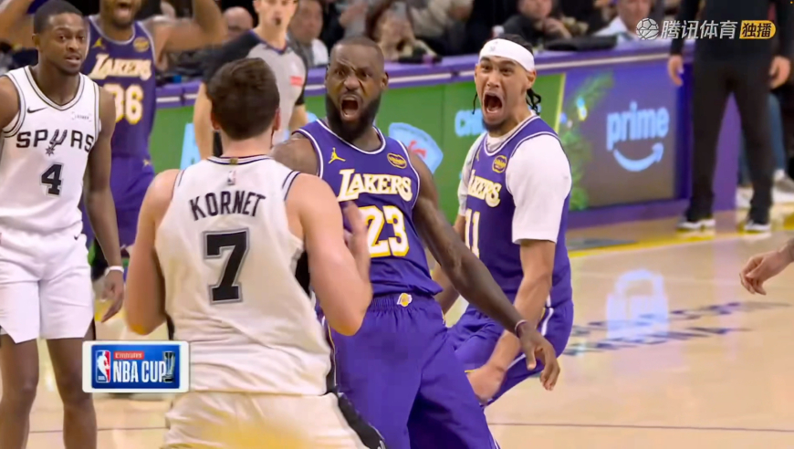 霸王硬上弓啊！勒布朗冲筐强行隔扣 怒目圆睁朝着对手怒吼