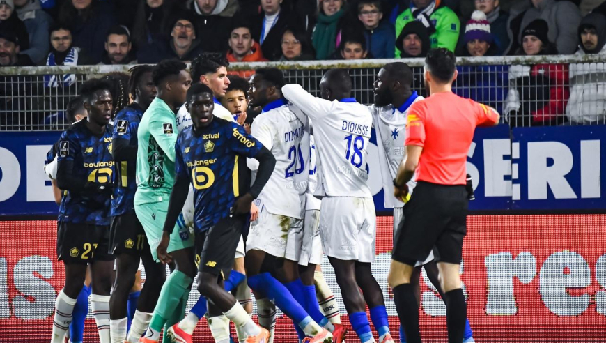 节目效果拉满！九人欧塞尔3-4九人里尔：4红75分钟后双方进4球