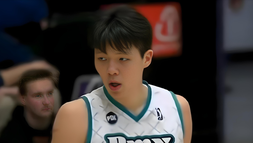 主打星 | 队友不传又如何！杨瀚森创篮板新高，靠自己努力砍两双